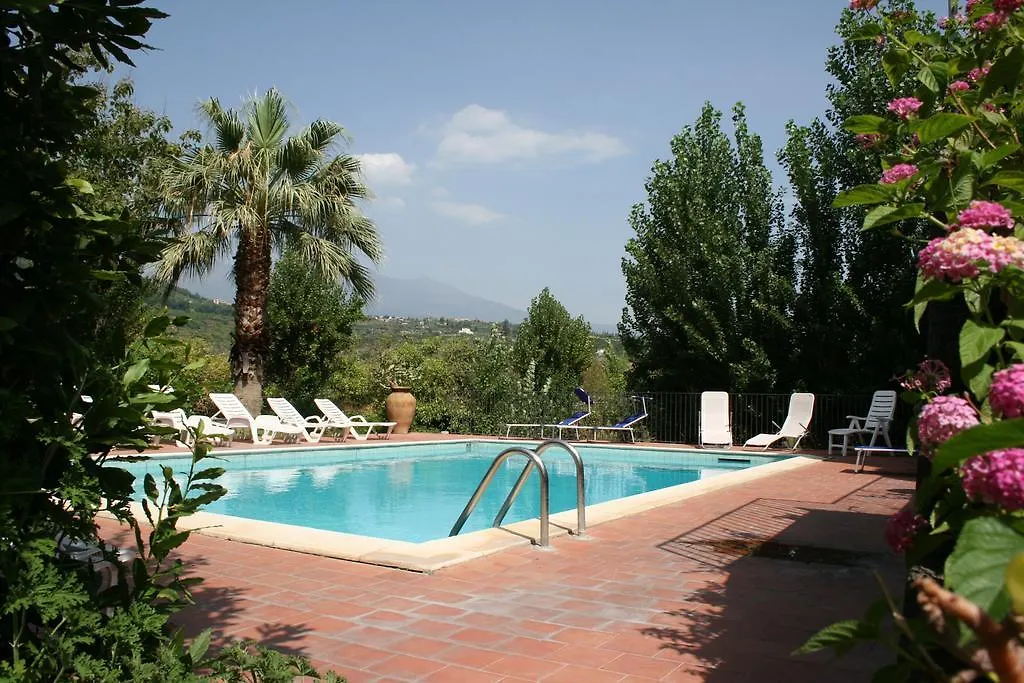 Dom wakacyjny Villa Dei Leoni Santa Tecla