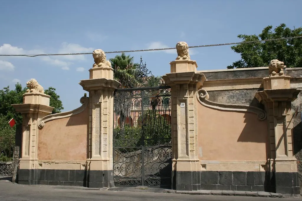 Dom wakacyjny Villa Dei Leoni Santa Tecla