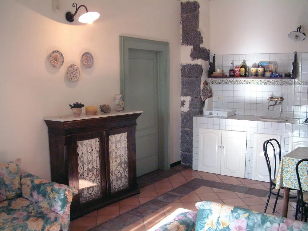 Villa Dei Leoni Santa Tecla 0*,