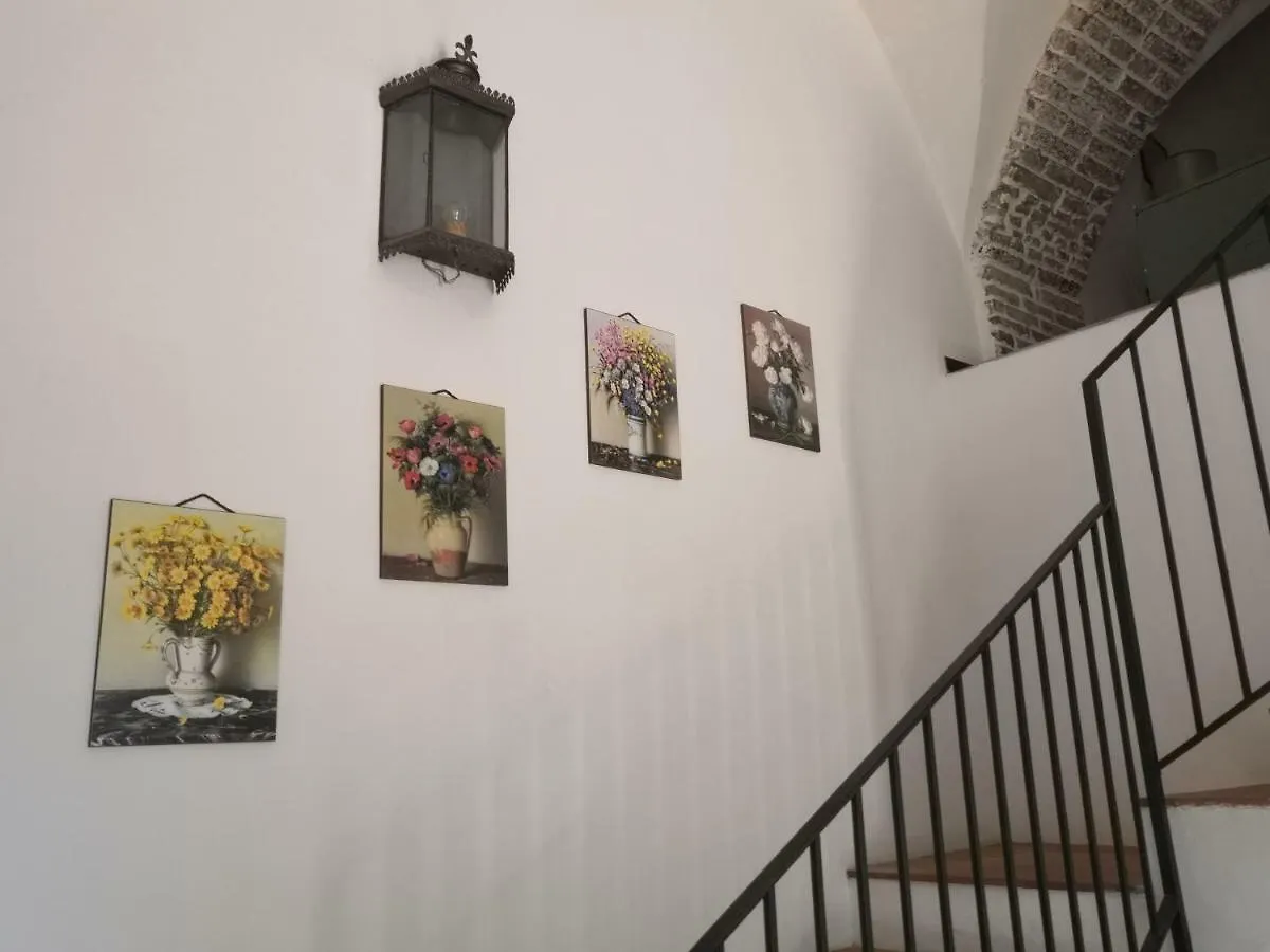 Dom wakacyjny Villa Dei Leoni Santa Tecla